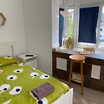 Old Town Apartment *